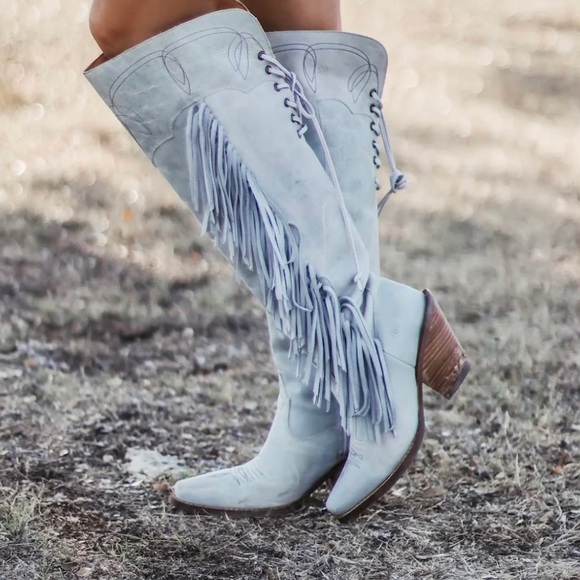 NWT Dingo Sky High Off White / Grey fringe boots - Picture 3 of 3